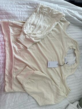 Lanston Cream Sleeveless Cutout Sweatshirt